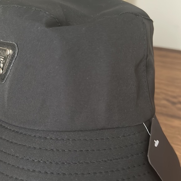 Nylon Bucket Hat 💕 - Picture 3 of 3